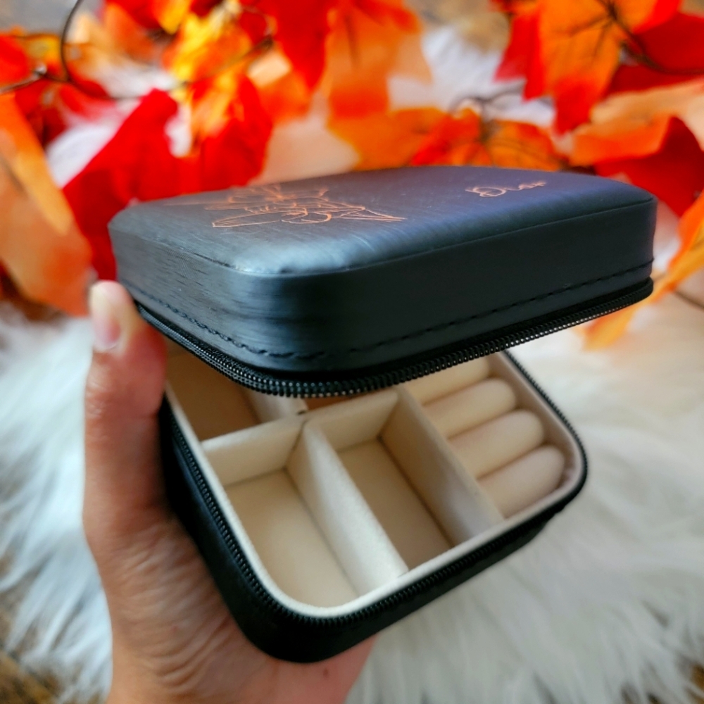 SALE🎉 Black Travel Jewelry Case Organizer Storage Box Or Gift Idea